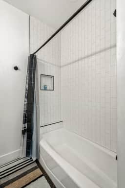 S5 - 1007 B 12th N