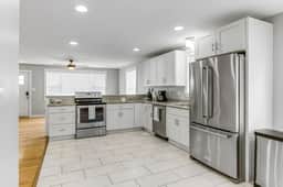 N8 - 1712 17th Ave N