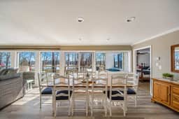 Z2 - 413 Bayshore Dr
