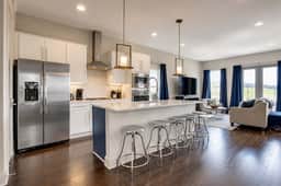 A15 - 1005 11th Ave - Image 4