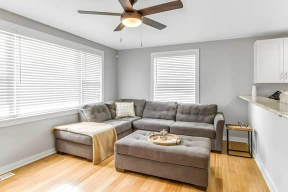 N8 - 1712 17th Ave N