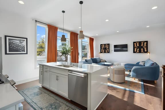 C5 - 514 27th Ave