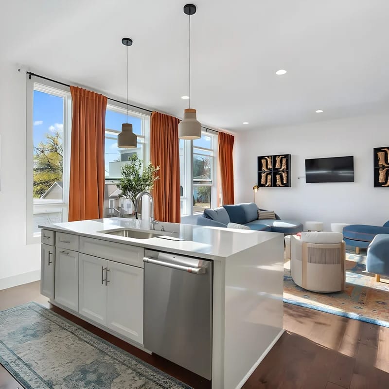 C5 - 514 27th Ave